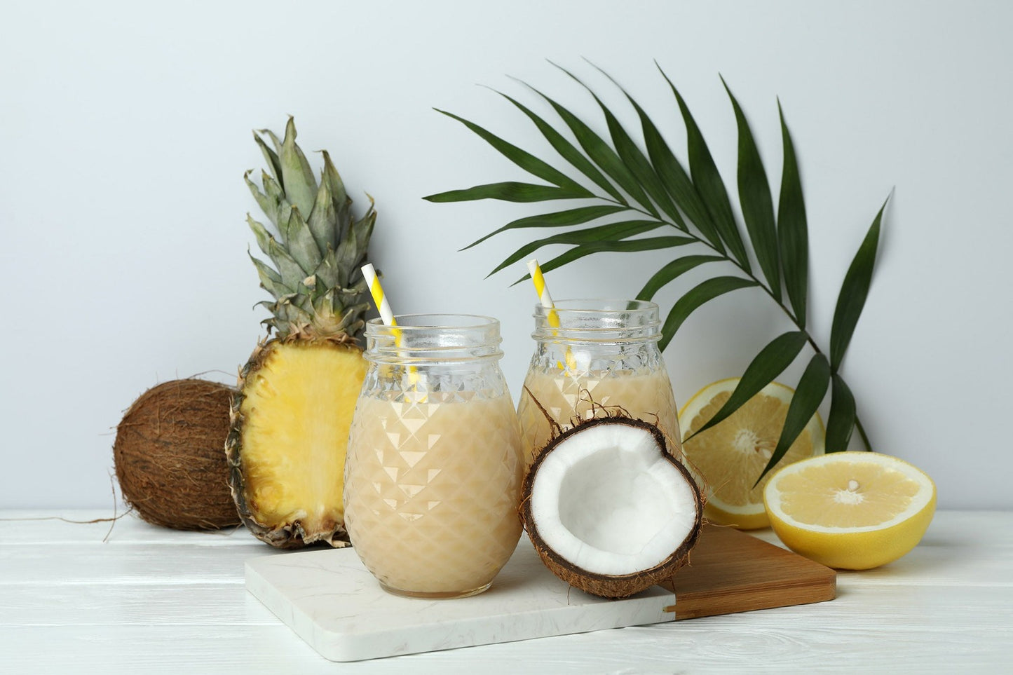 5 O'Clock Somewhere: 8oz Cotton Wick Artisan Handcrafted Candle